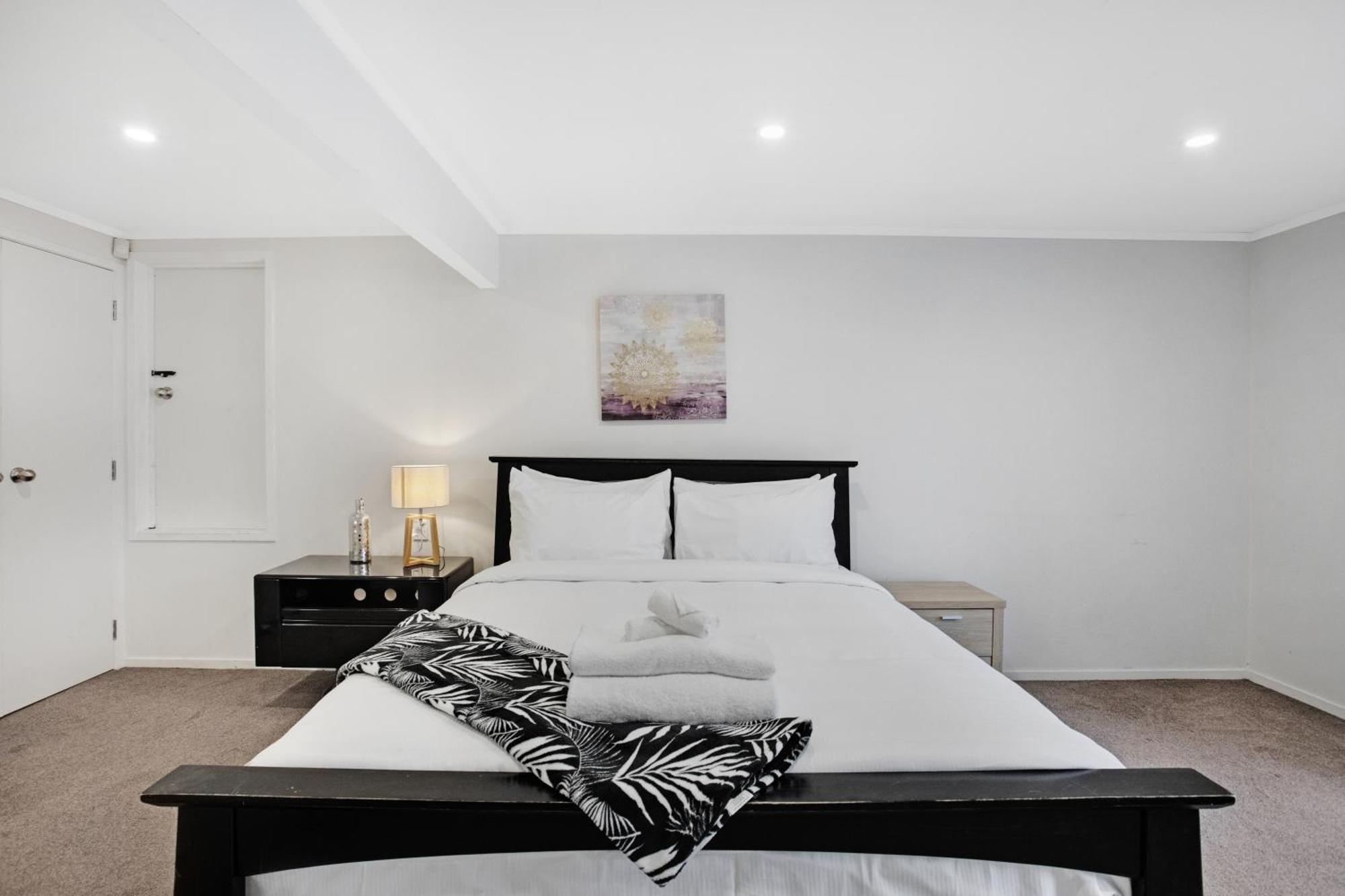 Apartment Sunny Beam Guest With Parking And Kitchenette *