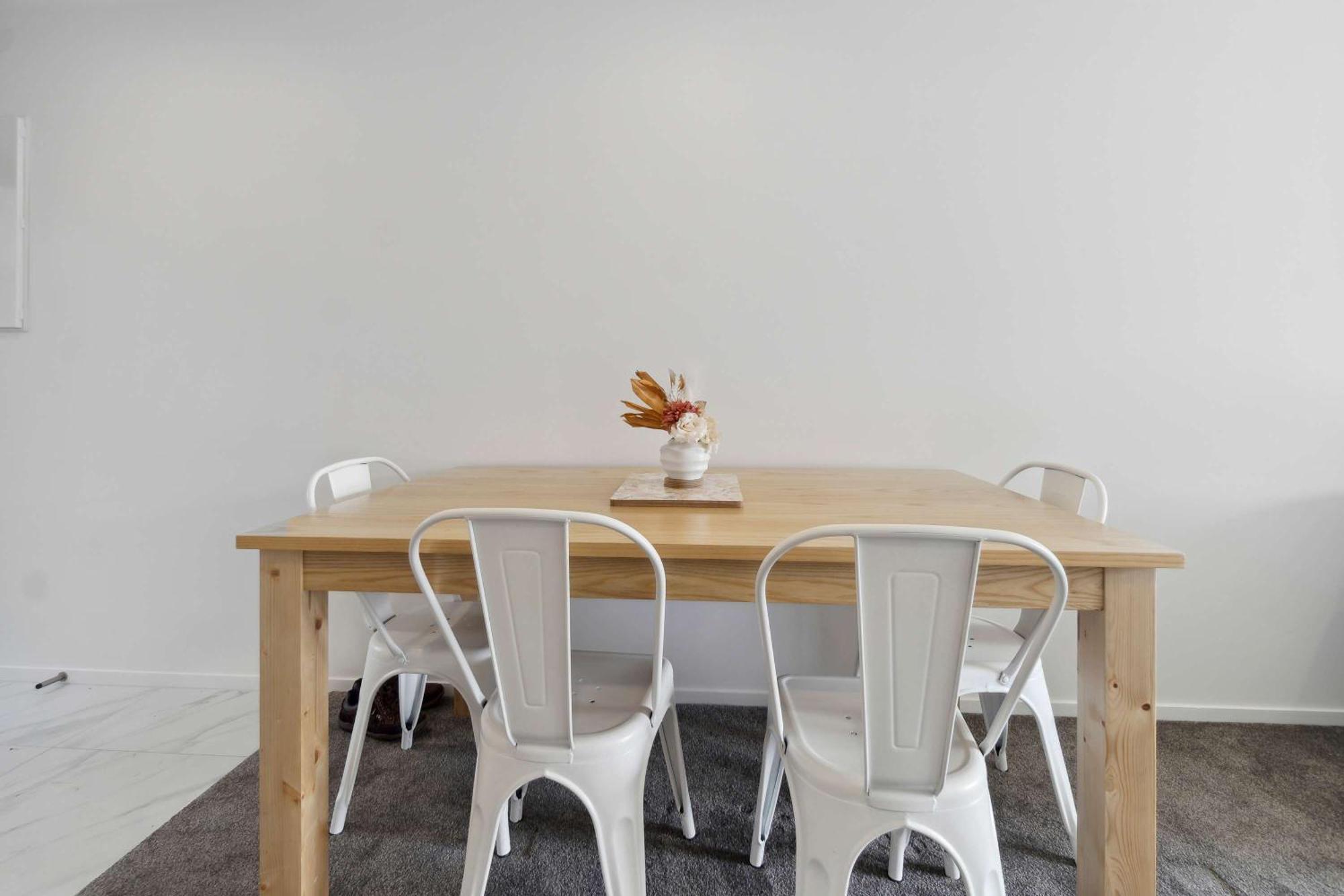 Holiday home Modern 2-bedroom Retreat With Private Patio *