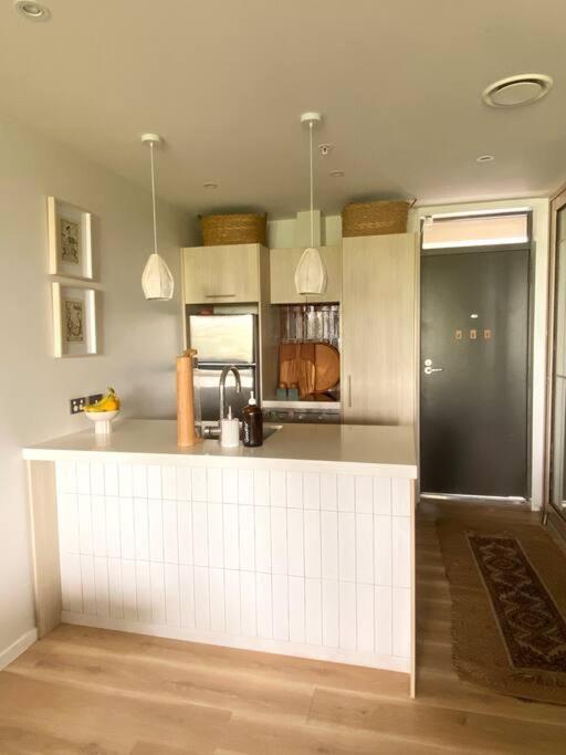 Designer Ponsonby And K Road One Bedroom With Carpark Auckland