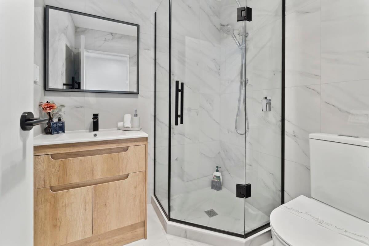 Tudor Nook - Modern Comforts In A Classic Setting Holiday home Auckland