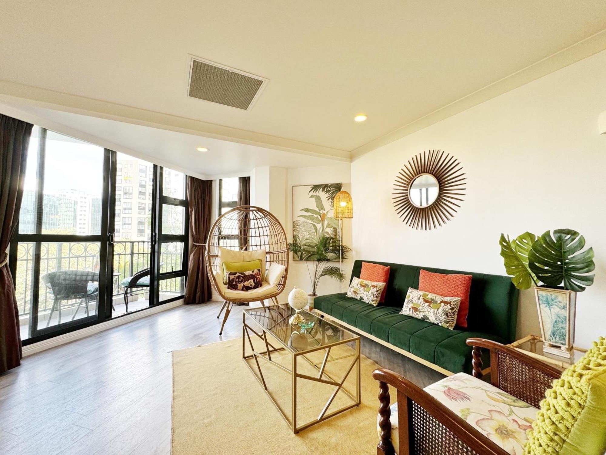 Spacious Park Views With Spa, Pool, Gym, Netflix * Auckland