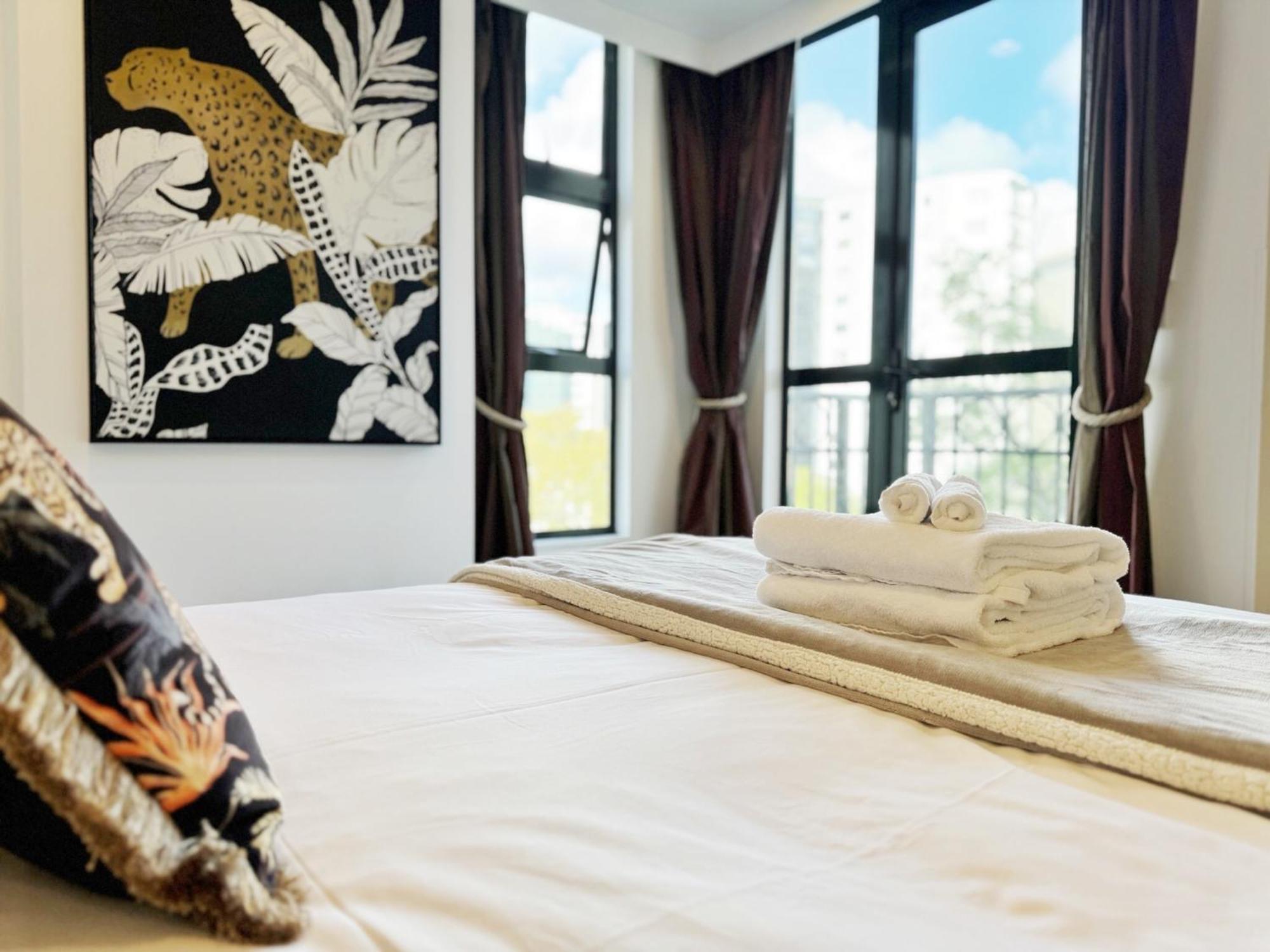 Spacious Park Views With Spa, Pool, Gym, Netflix Apartment Auckland