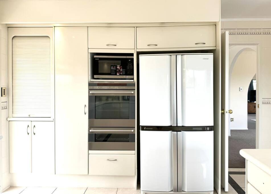 Luxe Splash R,piano,pool,spa,sauna,snooker Apartment Auckland