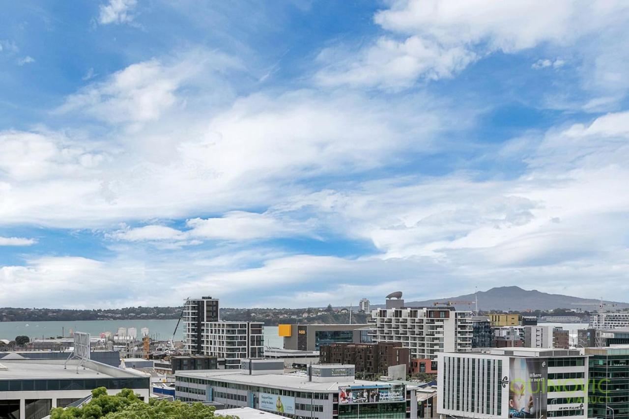 Stylish 2br Views W 2 Parks Apartment
