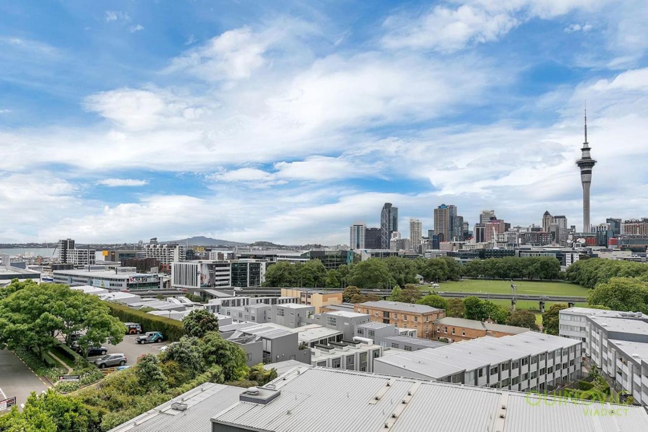 Stylish 2br Views W 2 Parks