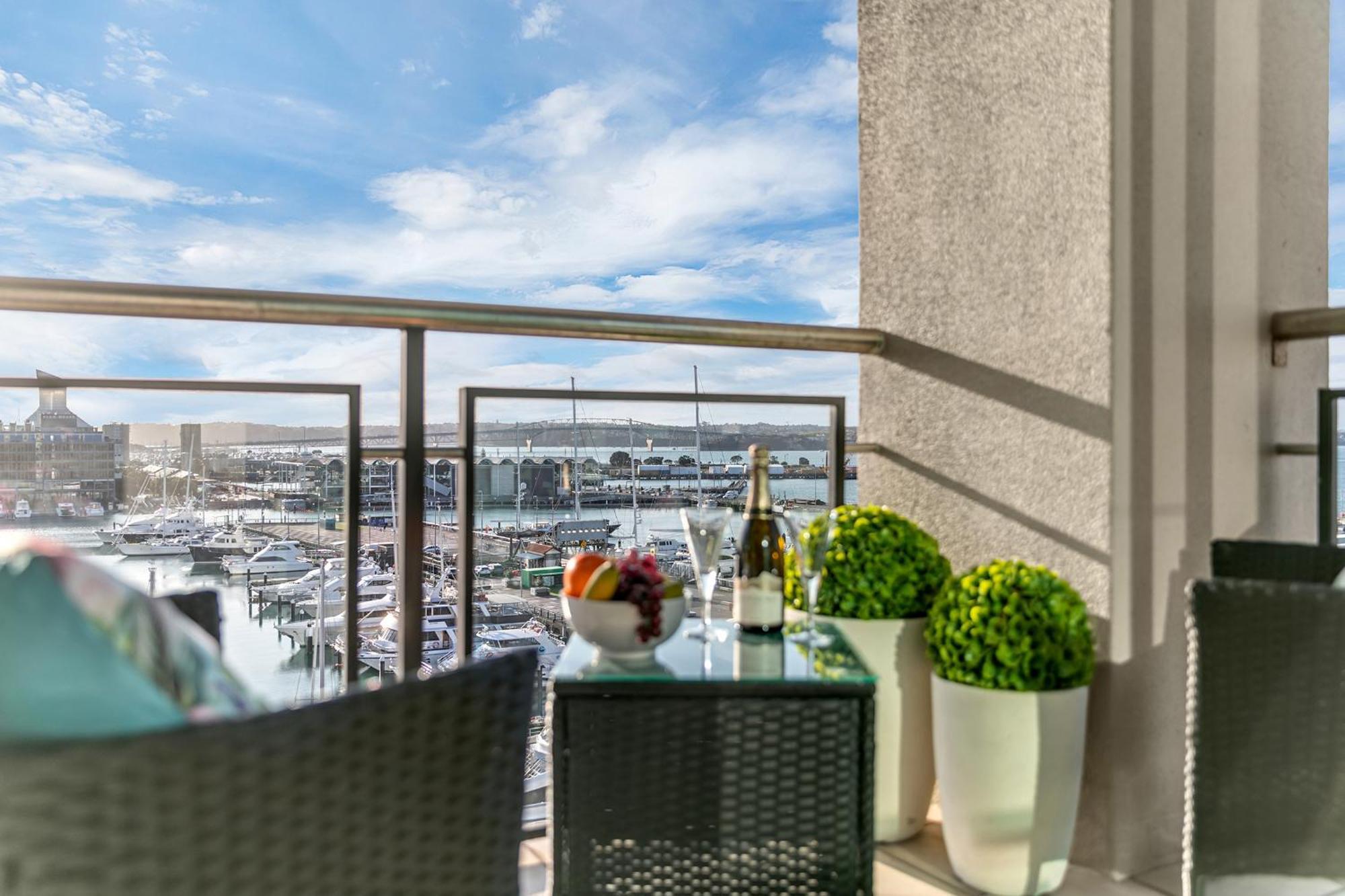Penthouse Crown * Auckland