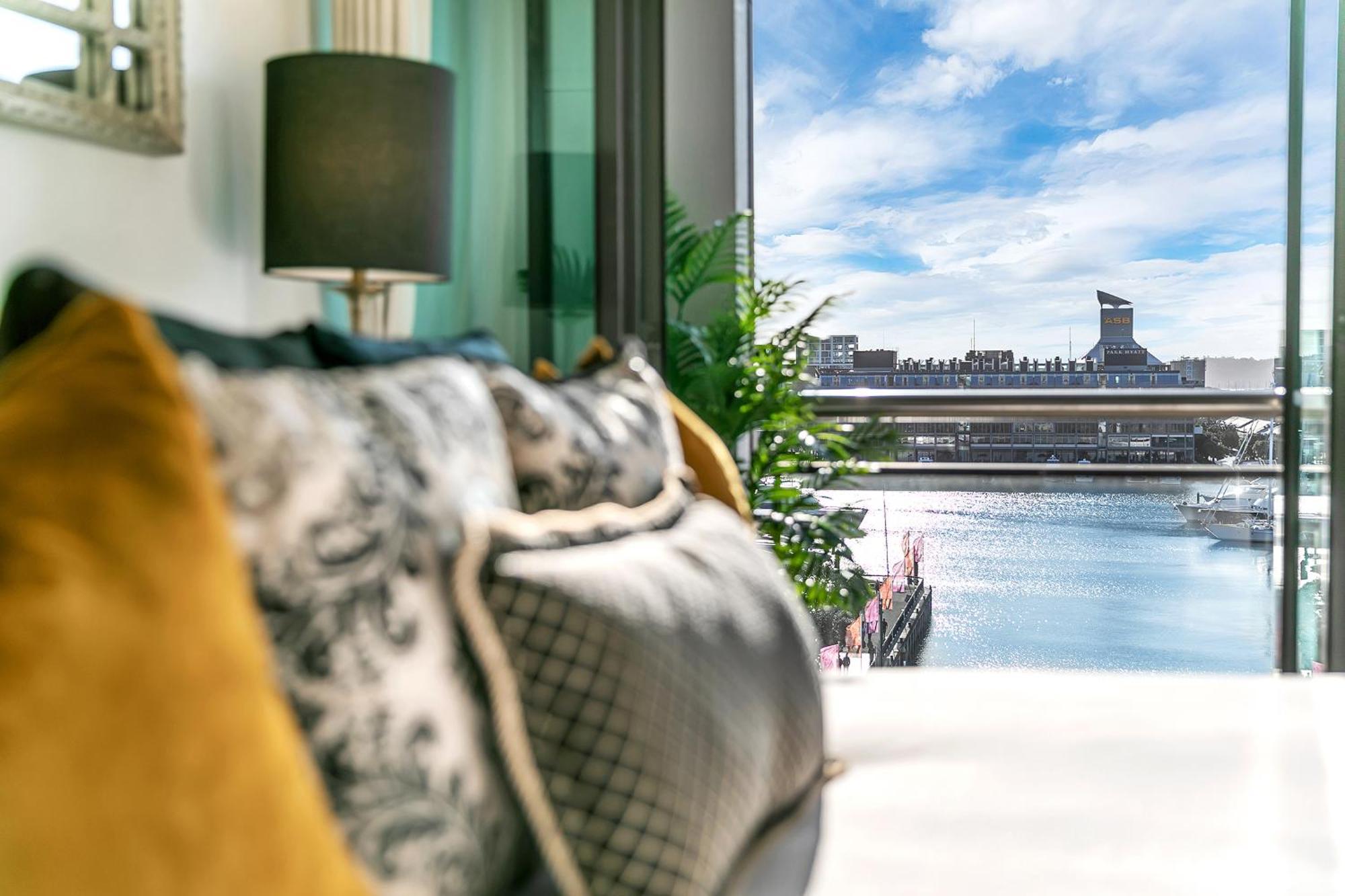 Penthouse Crown Apartment