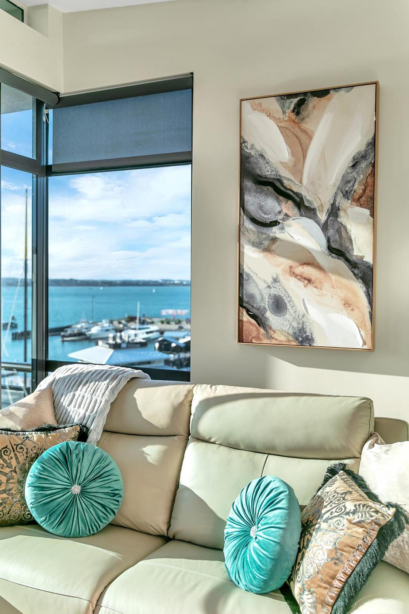 Penthouse Crown Apartment *