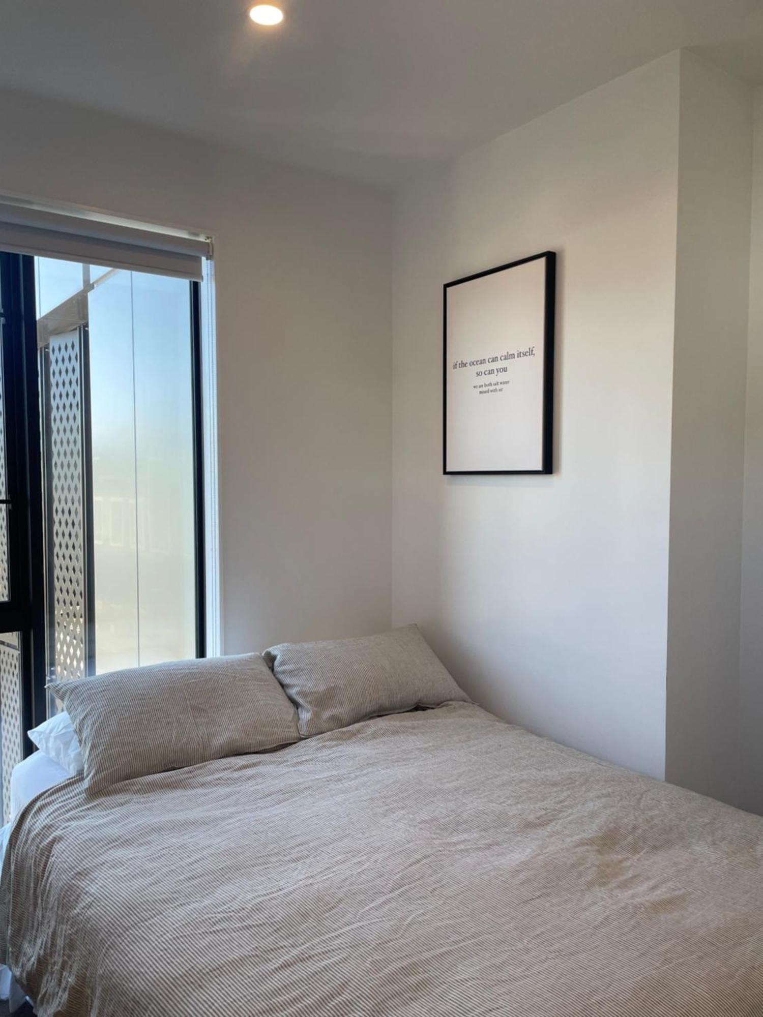 Modern & Sun Soaked Apartment Auckland