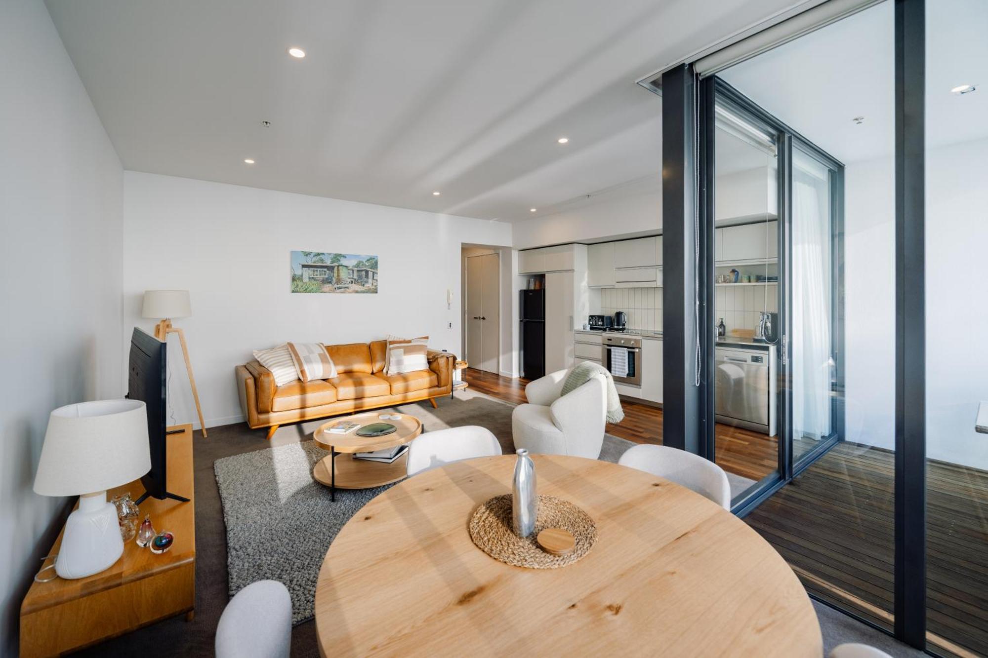 Pavilions Marina 104 - Wynyard Quarter Viaduct Harbour Apartment Auckland