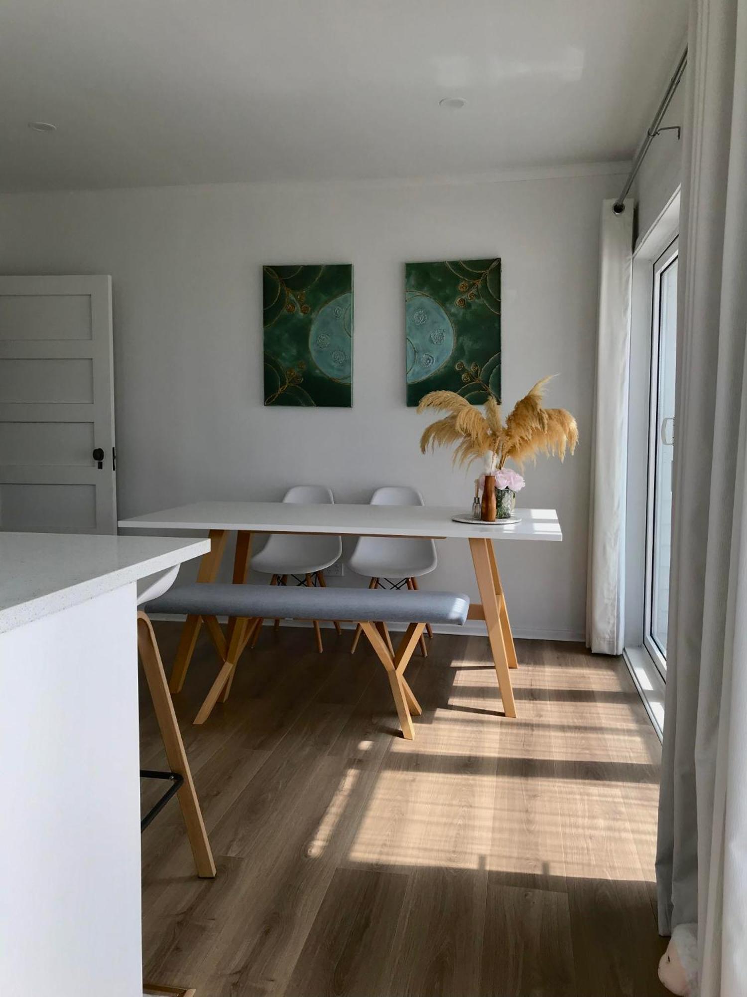 Bright & Comfy In Newly Renovated With Parking * Auckland