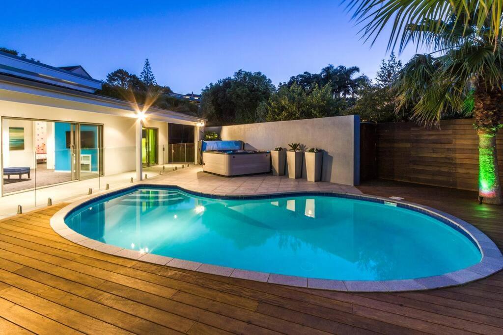 Apartment Tropical Paradise By The Sea Auckland