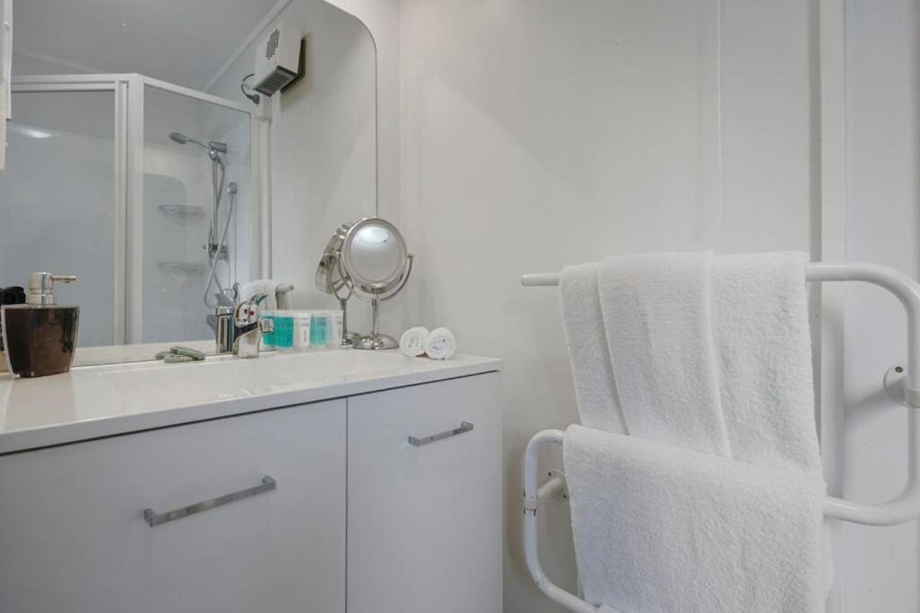 Cosy 2 Bedrooms At Mission Bay Auckland