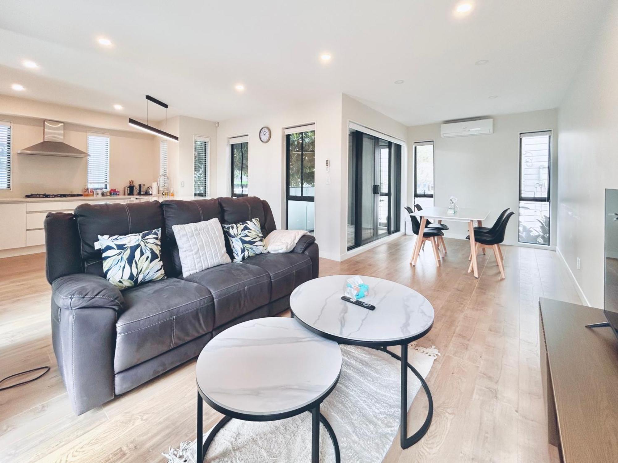 Nearly New 3bed Townhouse 3km To Cbd Holiday home Auckland