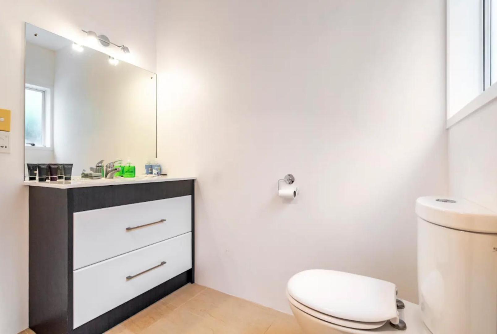 Private Guest Suite Near The Airport 1-4 Guests Guest house Auckland
