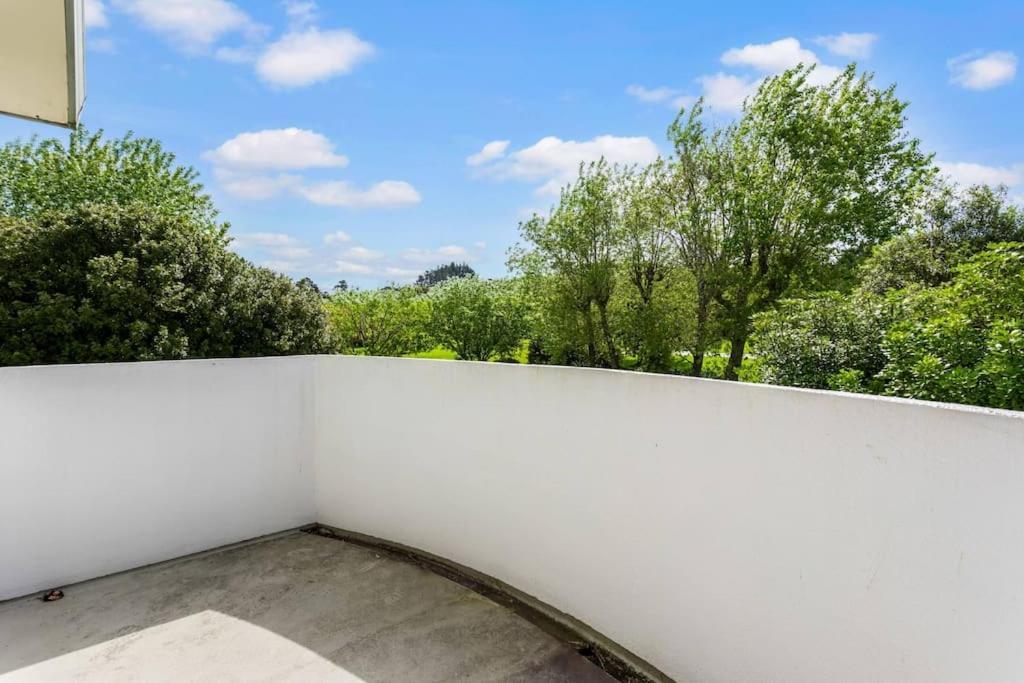 Charming Oasis, Your Cozy Retreat Awaits Casa de férias