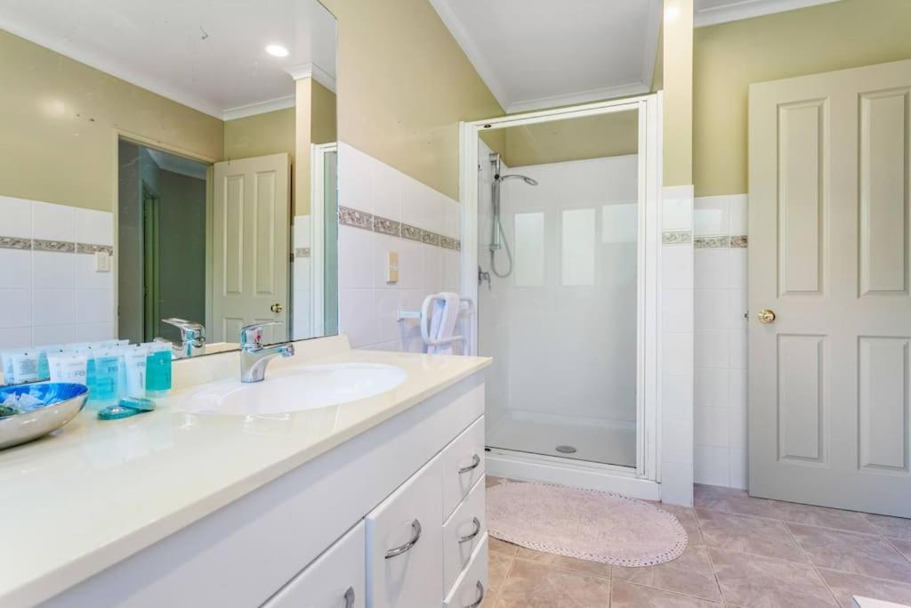 Charming Oasis, Your Cozy Retreat Awaits *