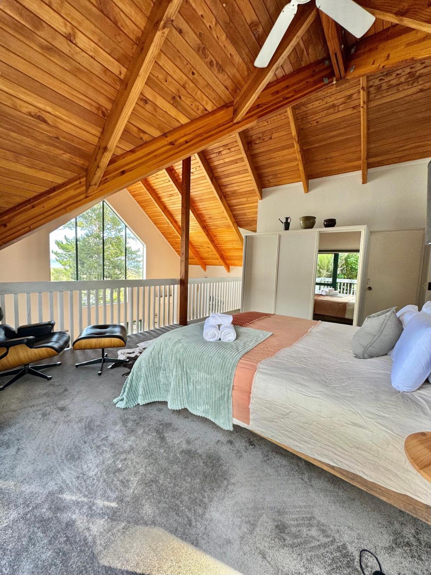 Waterfront Loft With View Villa Auckland