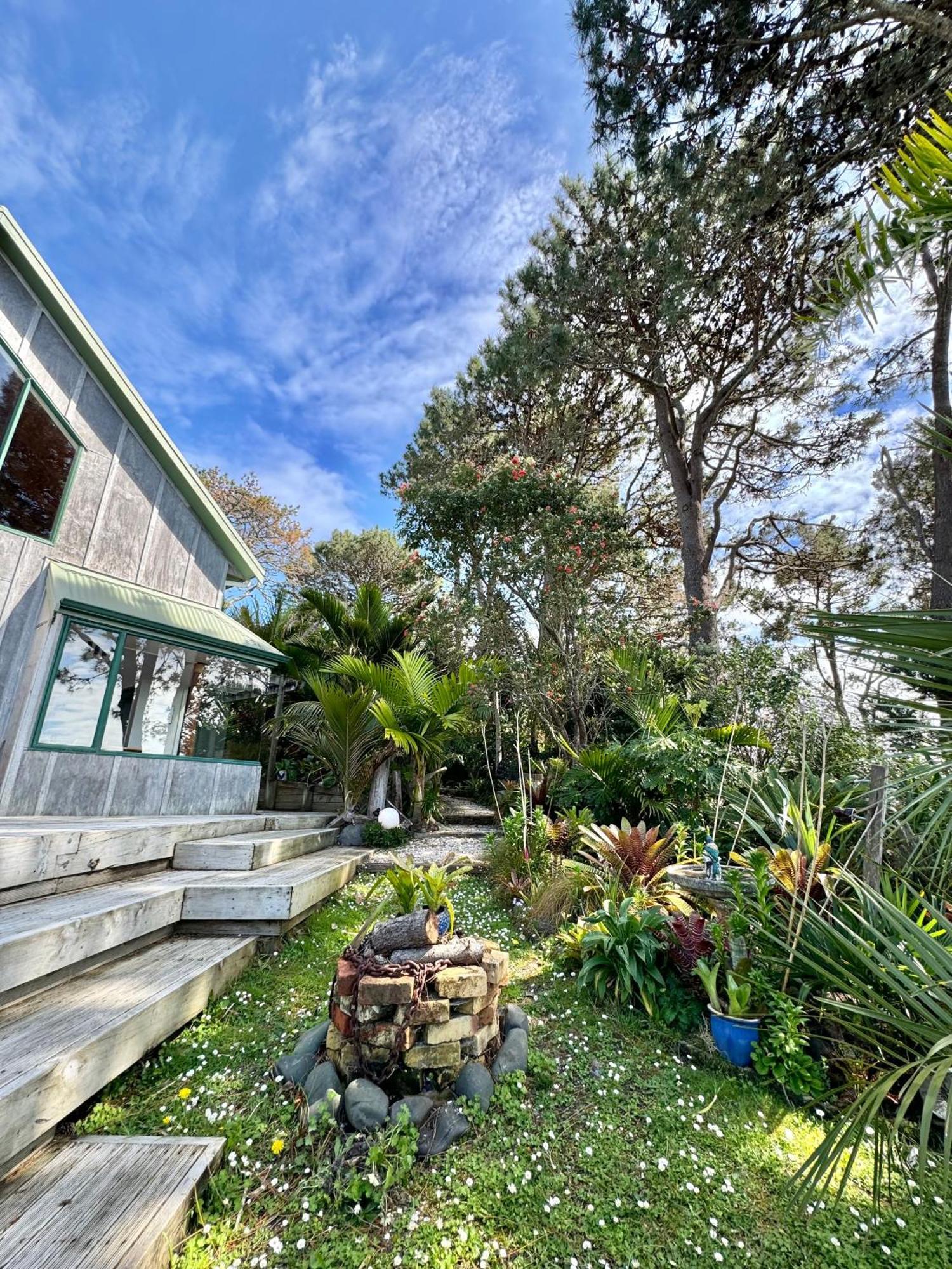 Waterfront Loft With View Villa *