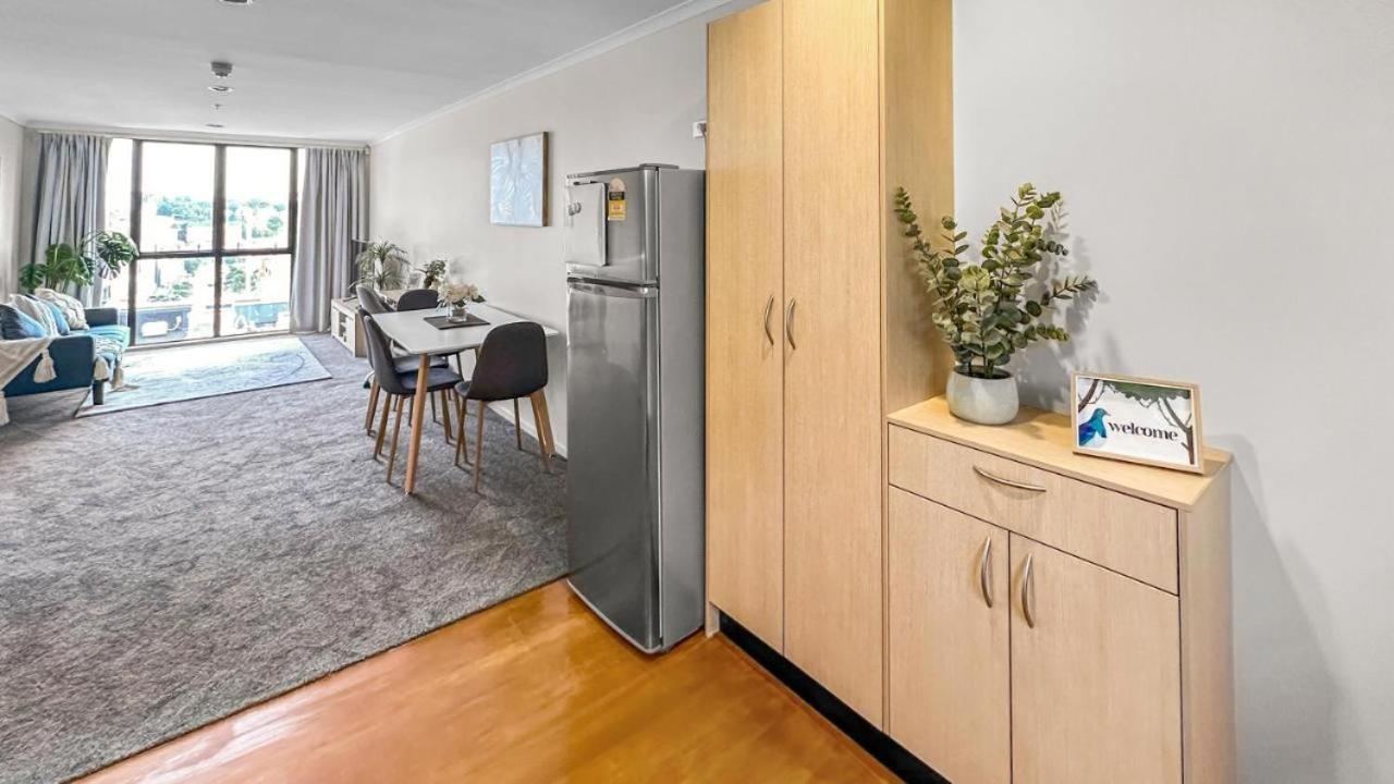 2br Newmarket Retreat Cozy On Broadway