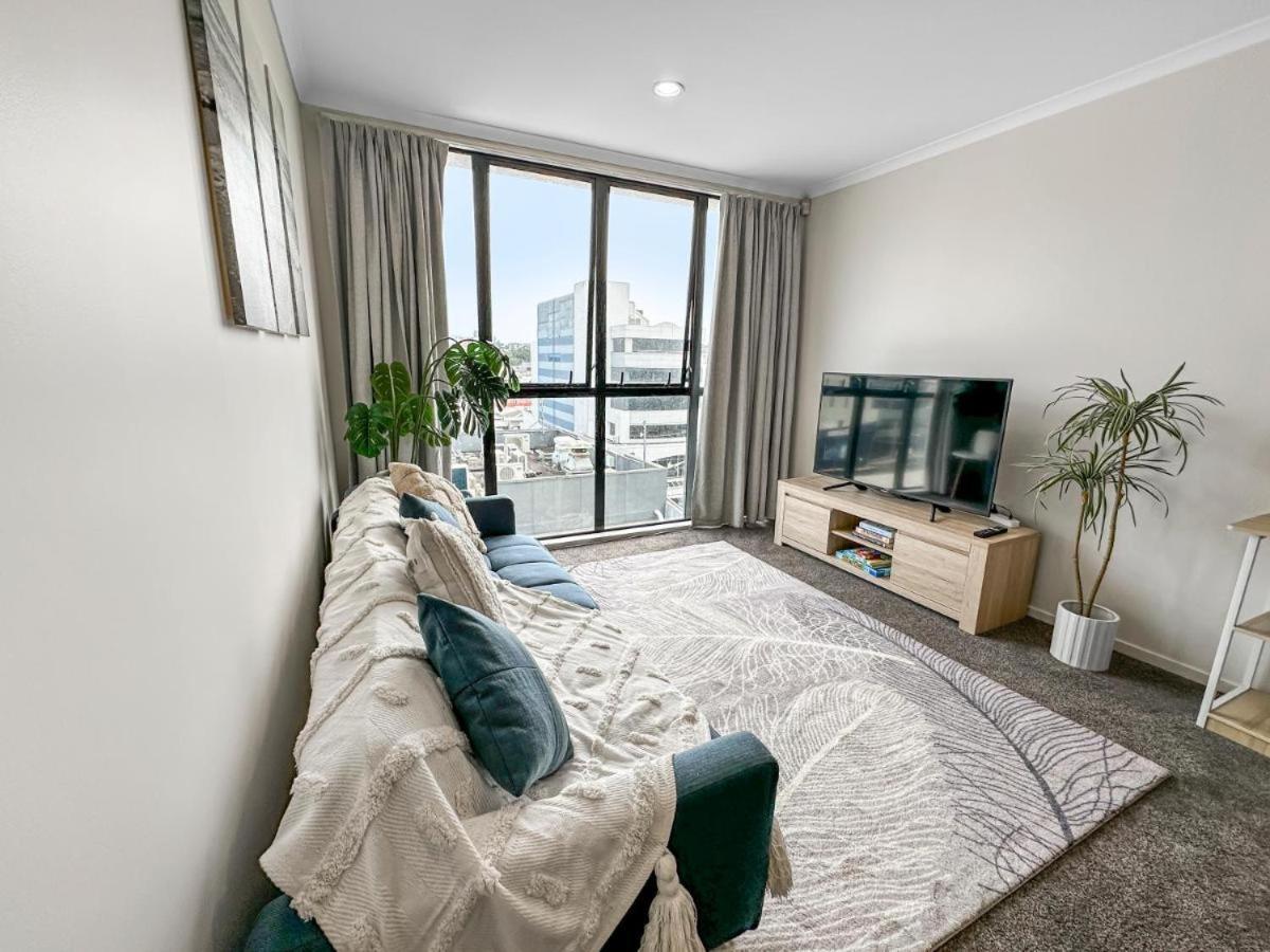 2br Newmarket Retreat Cozy On Broadway Apartment