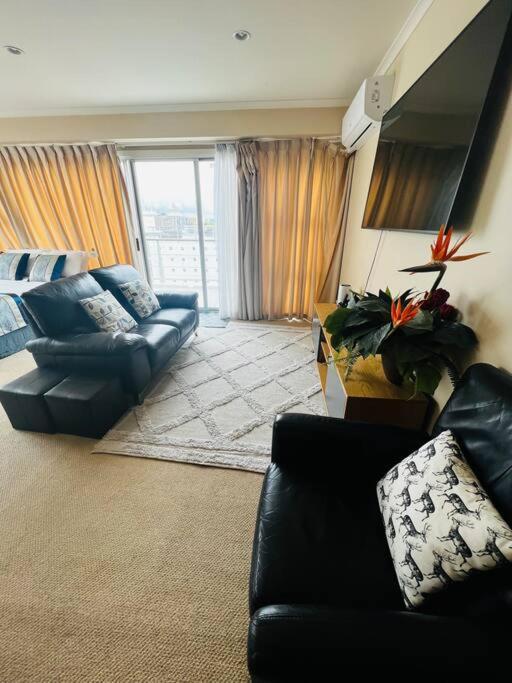 Seaview Waterfront Aparthotel *