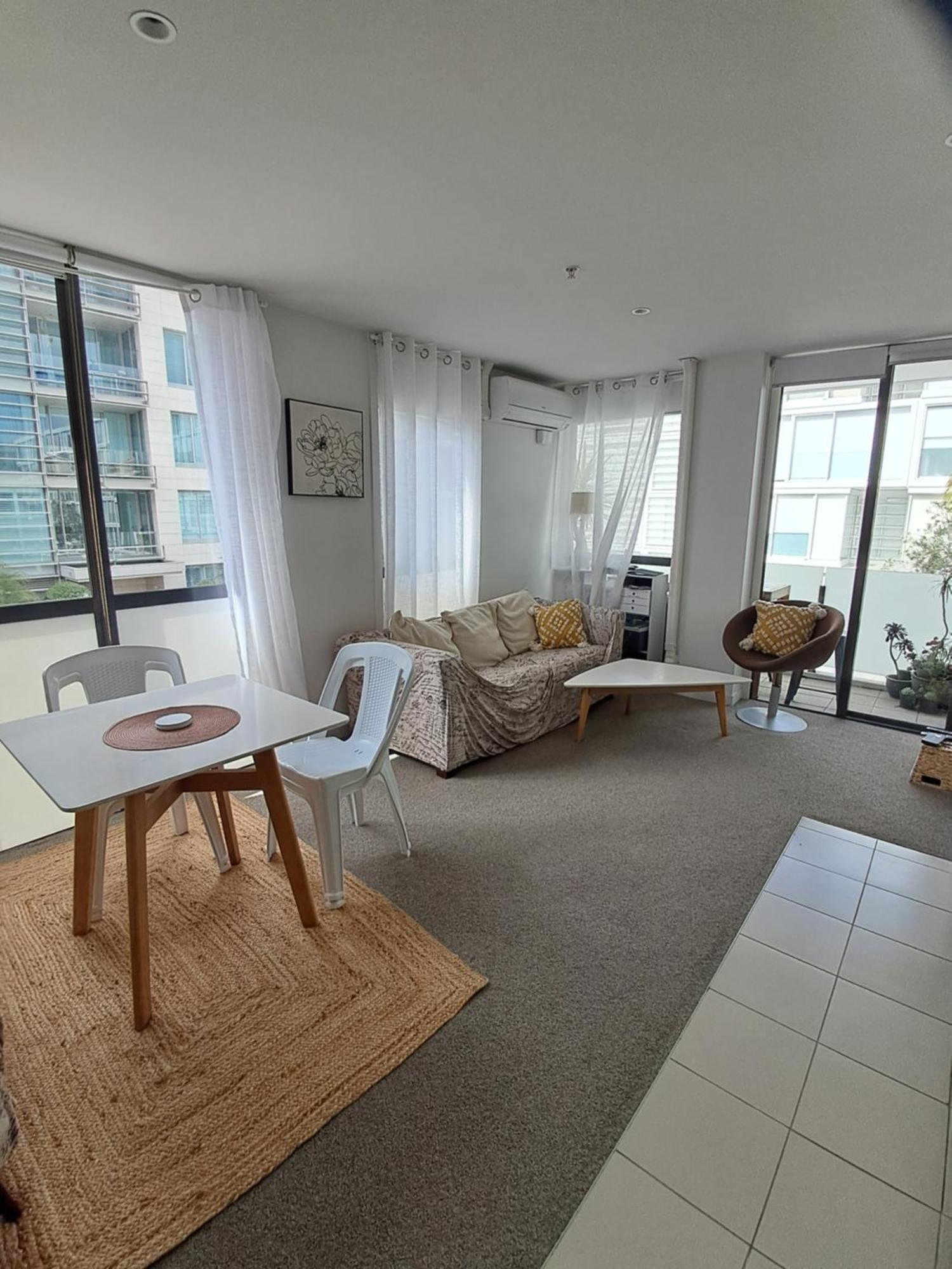 Apartment Pool-bikes-escooter! 2bed
