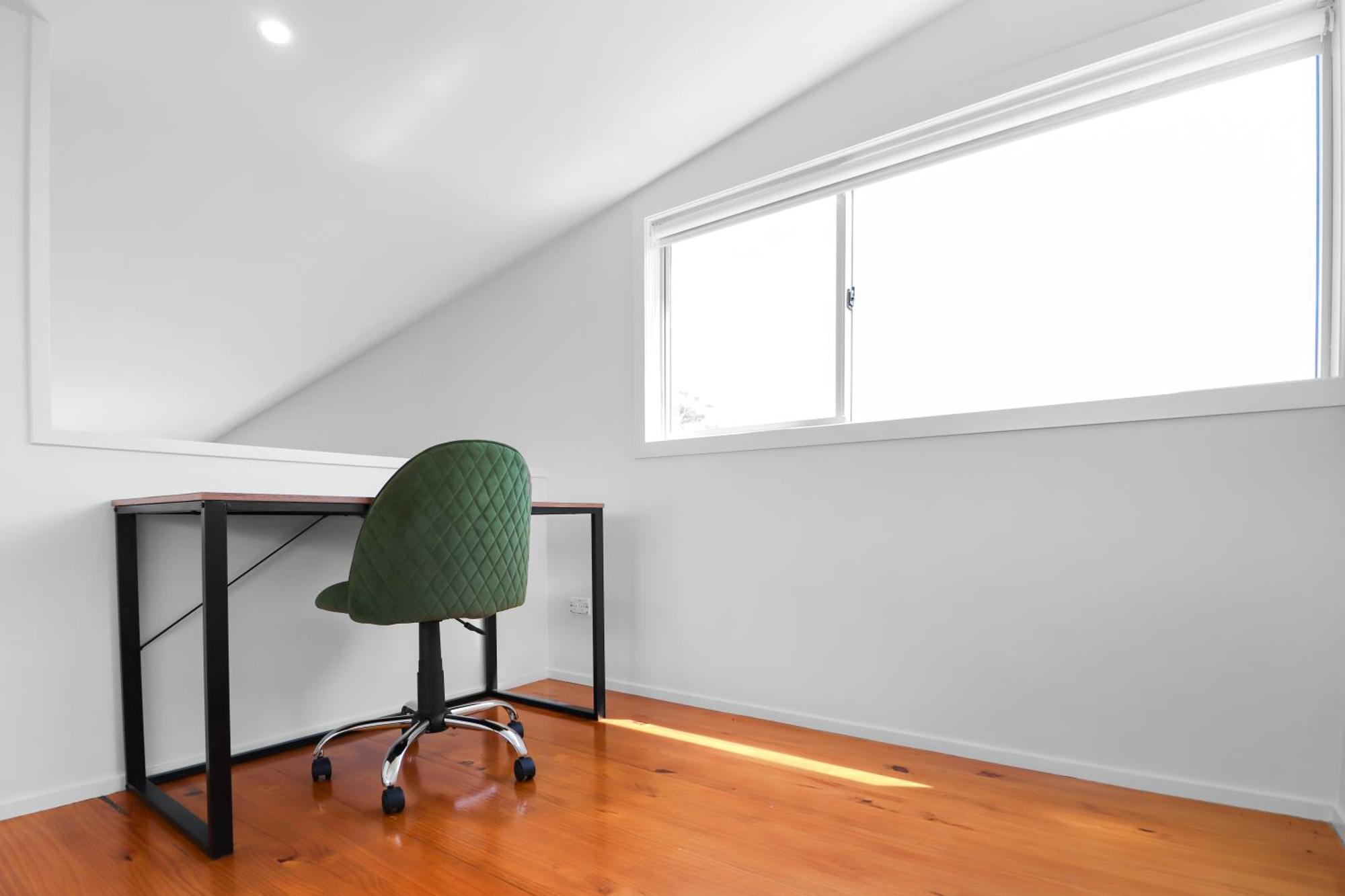Westmere Wonder L Gorgeous 3 Bed Inc View