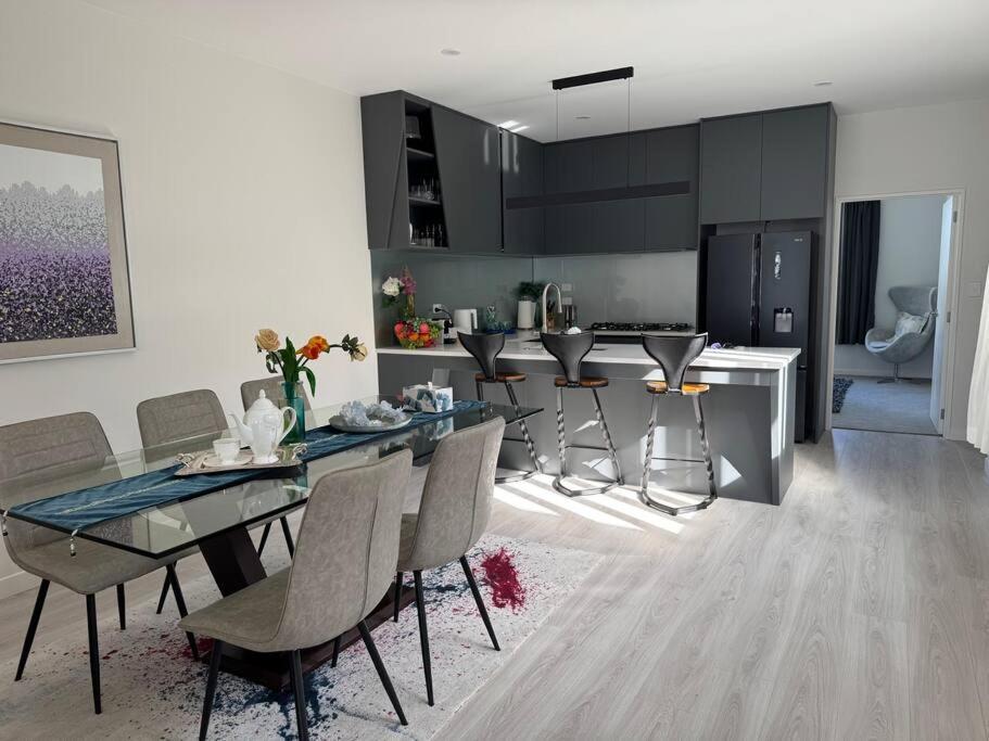 Luxury Villa- Long Bay Manhattan * Auckland