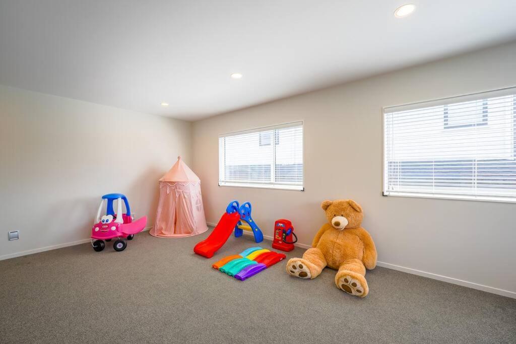 Your Retreat In Long Bay Holiday home Auckland