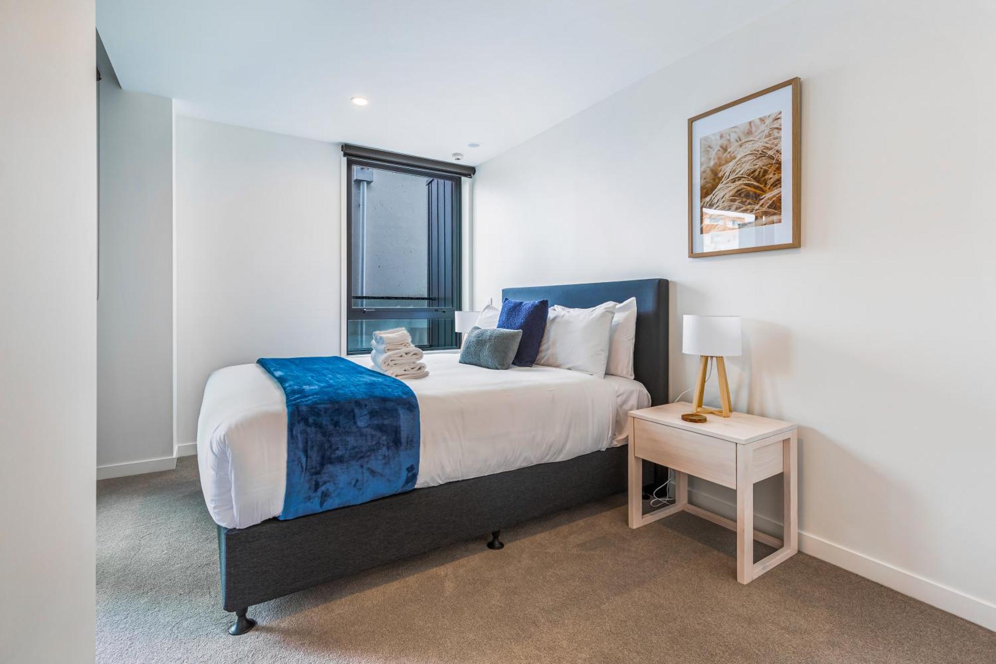 Stylish With Balcony And Full Amenities Apartment Auckland