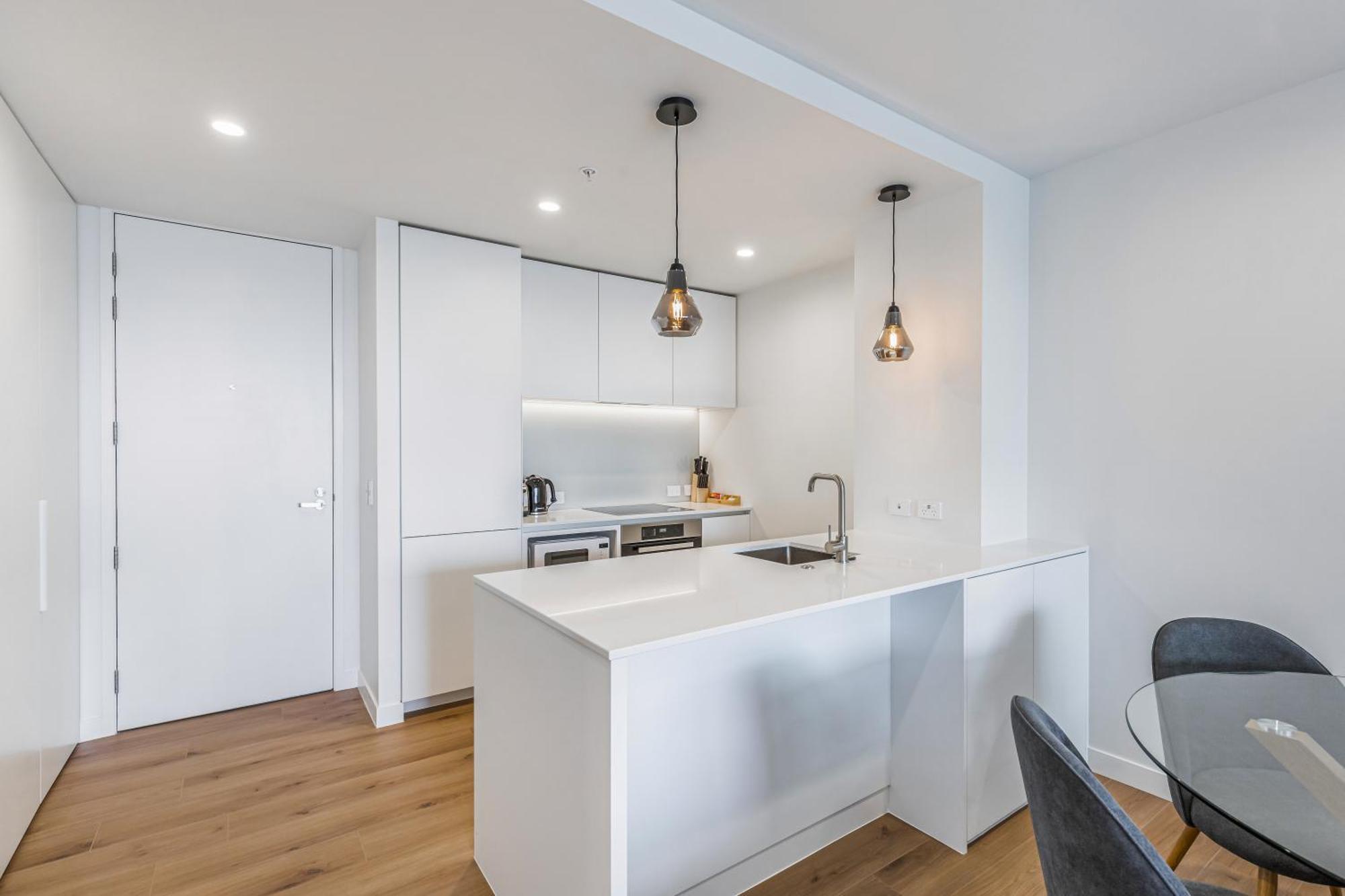 Apartment Stylish With Balcony And Full Amenities Auckland