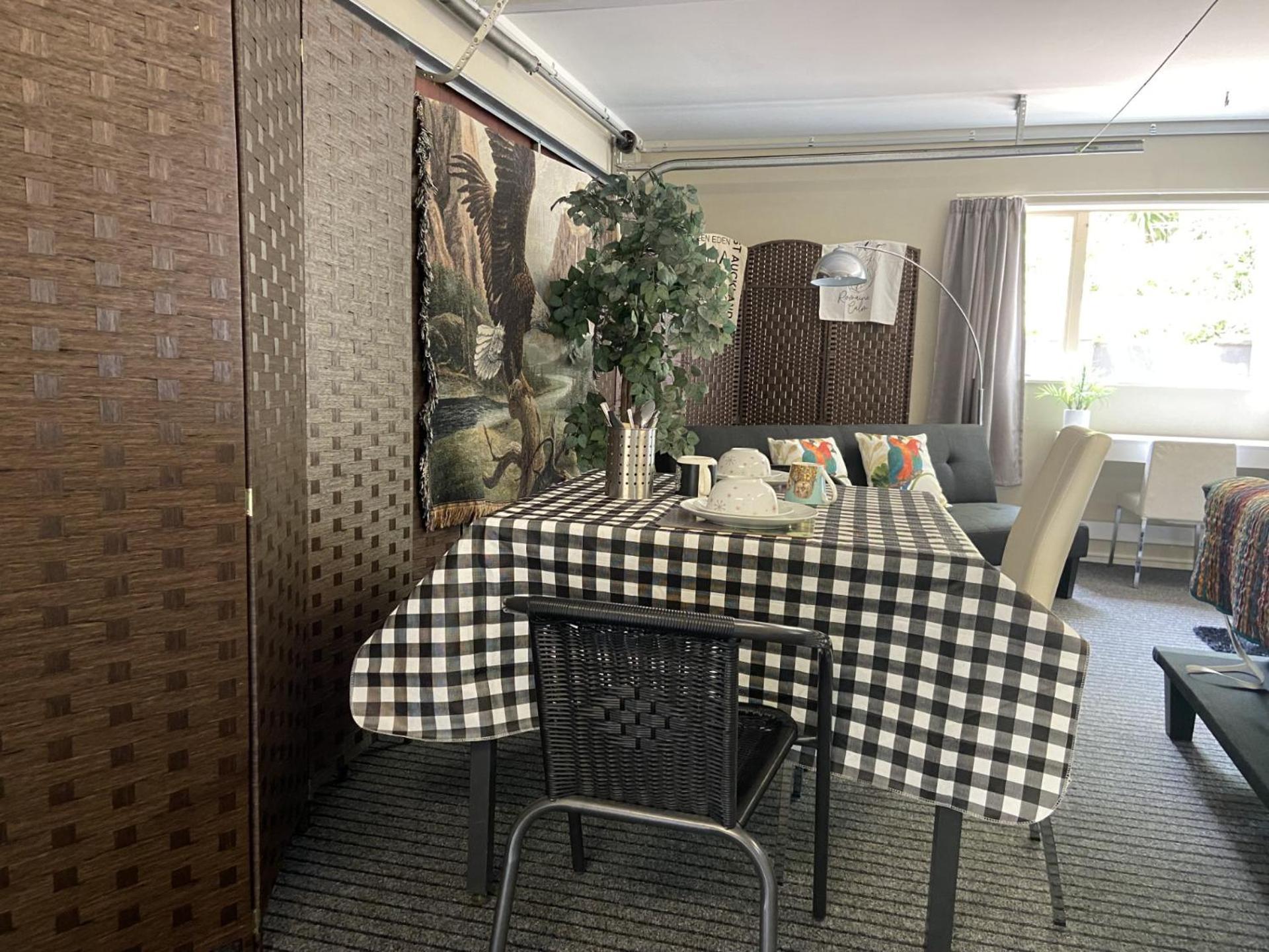Close Motorway,free Breakfast,lovely Hot Spa,private, Apartment