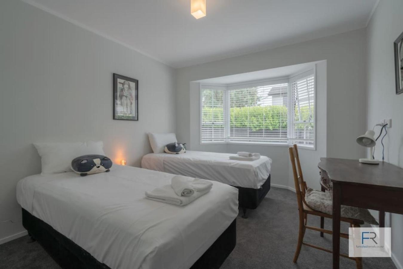 Cosy Bayswater House *