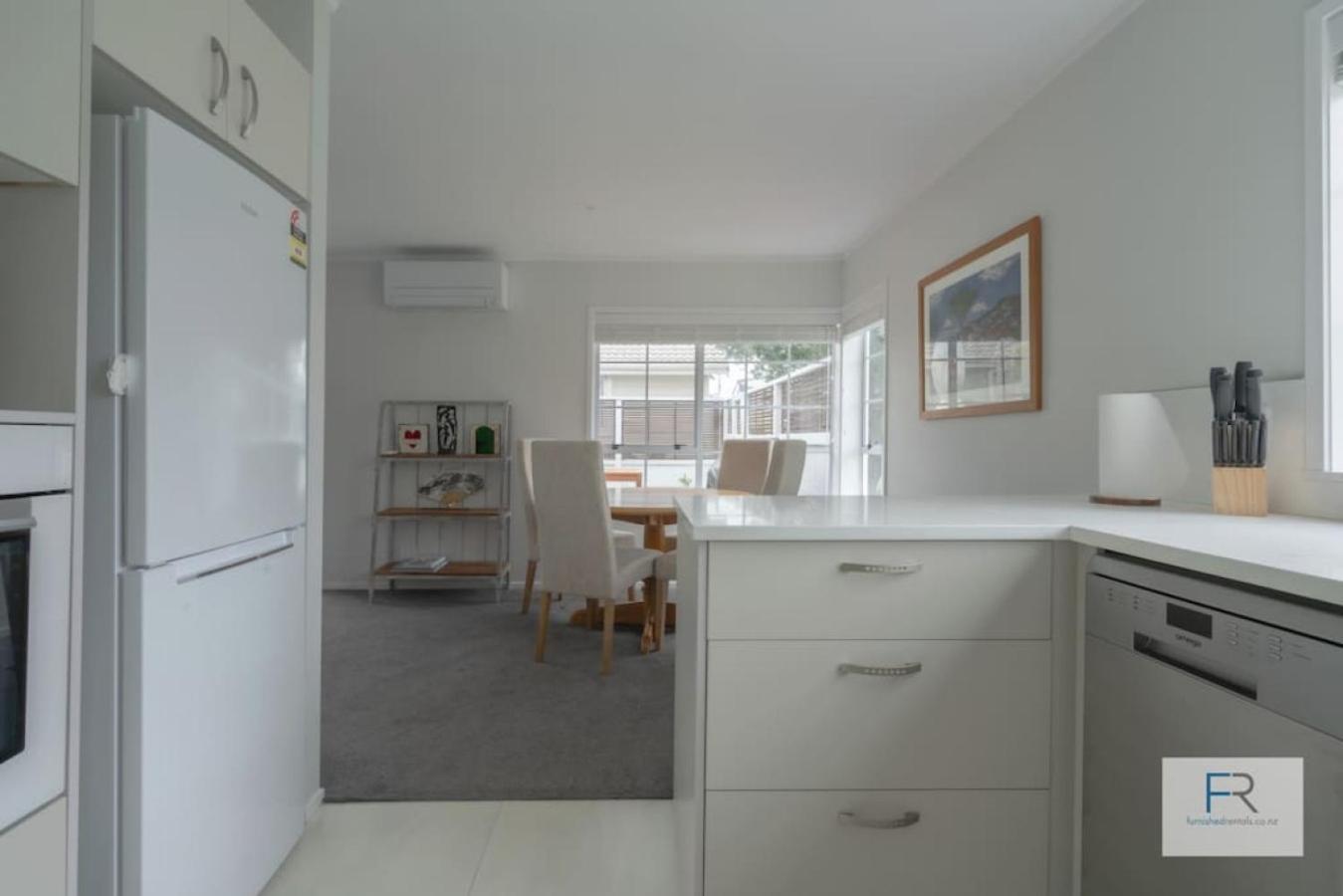 Cosy Bayswater House *