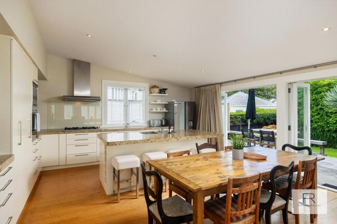 Holiday home Magnificent Getaway Auckland