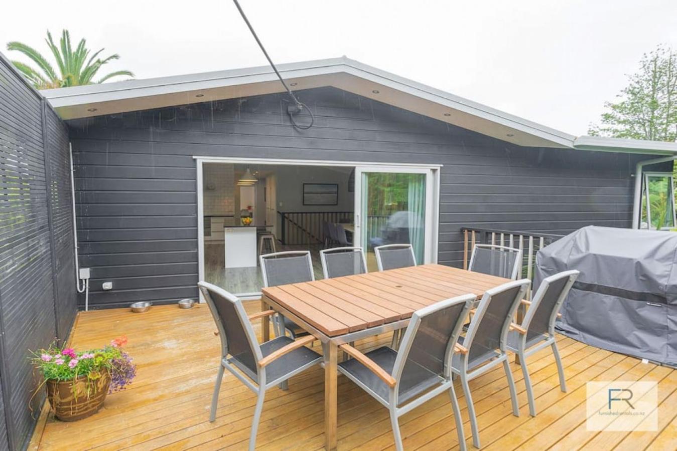 Executive Murrays Bay * Auckland