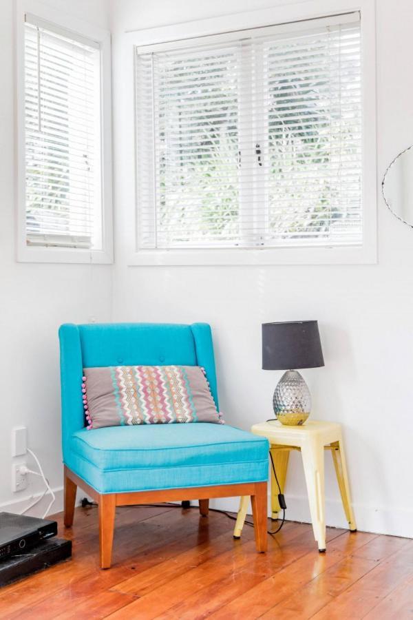 Bright Beachside Holiday home