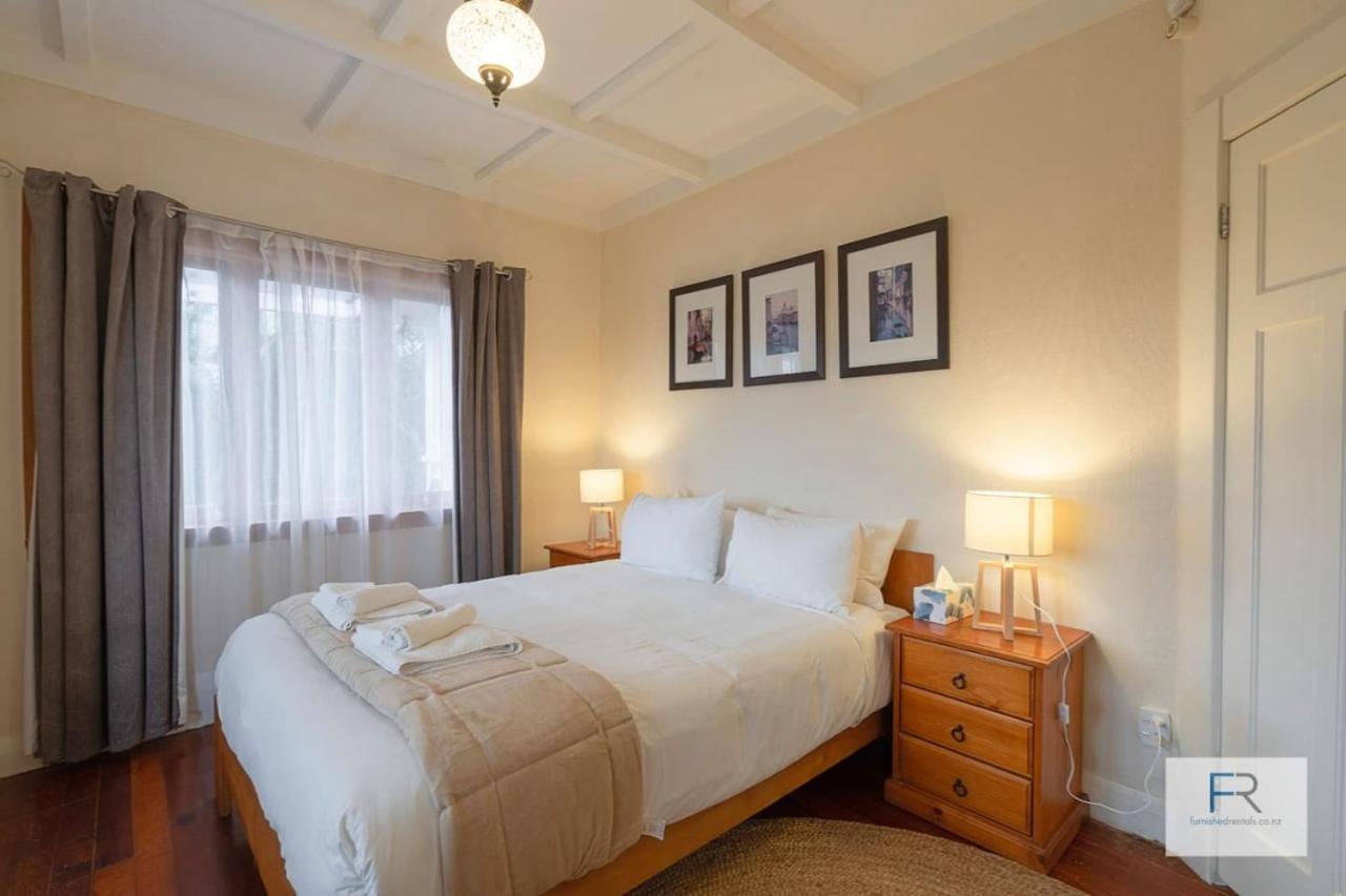 Charming Takapuna Holiday home