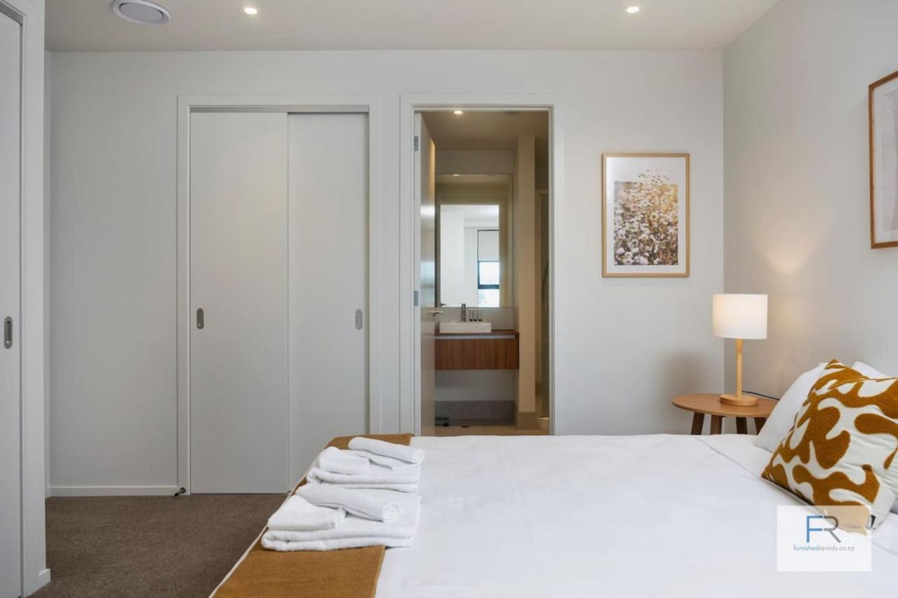 Manukau Harbour Views Apartment *