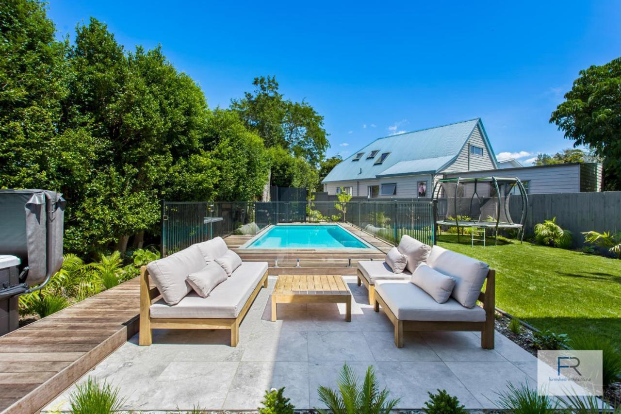 Executive With And Pool Holiday home