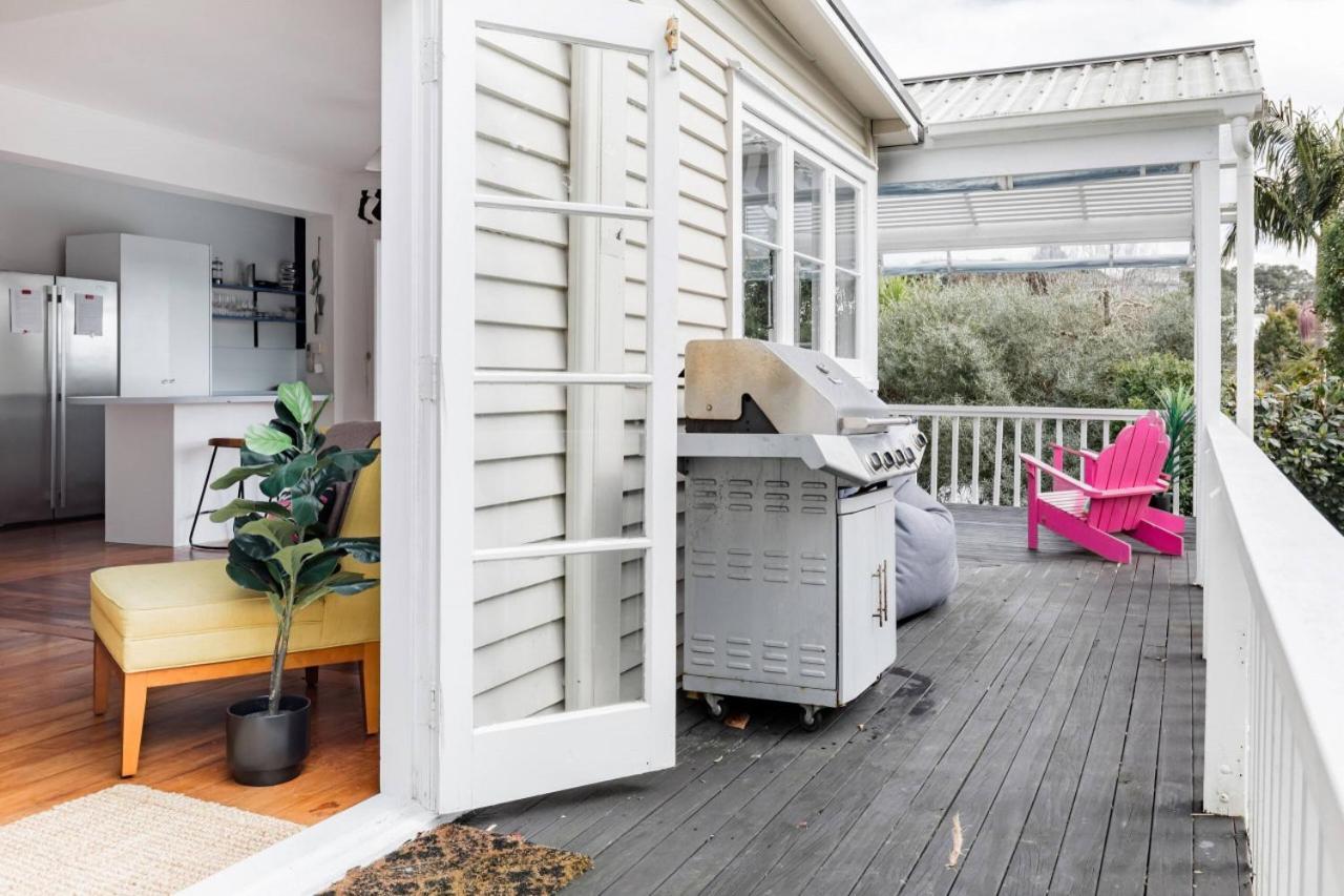 Bright Beachside Holiday home