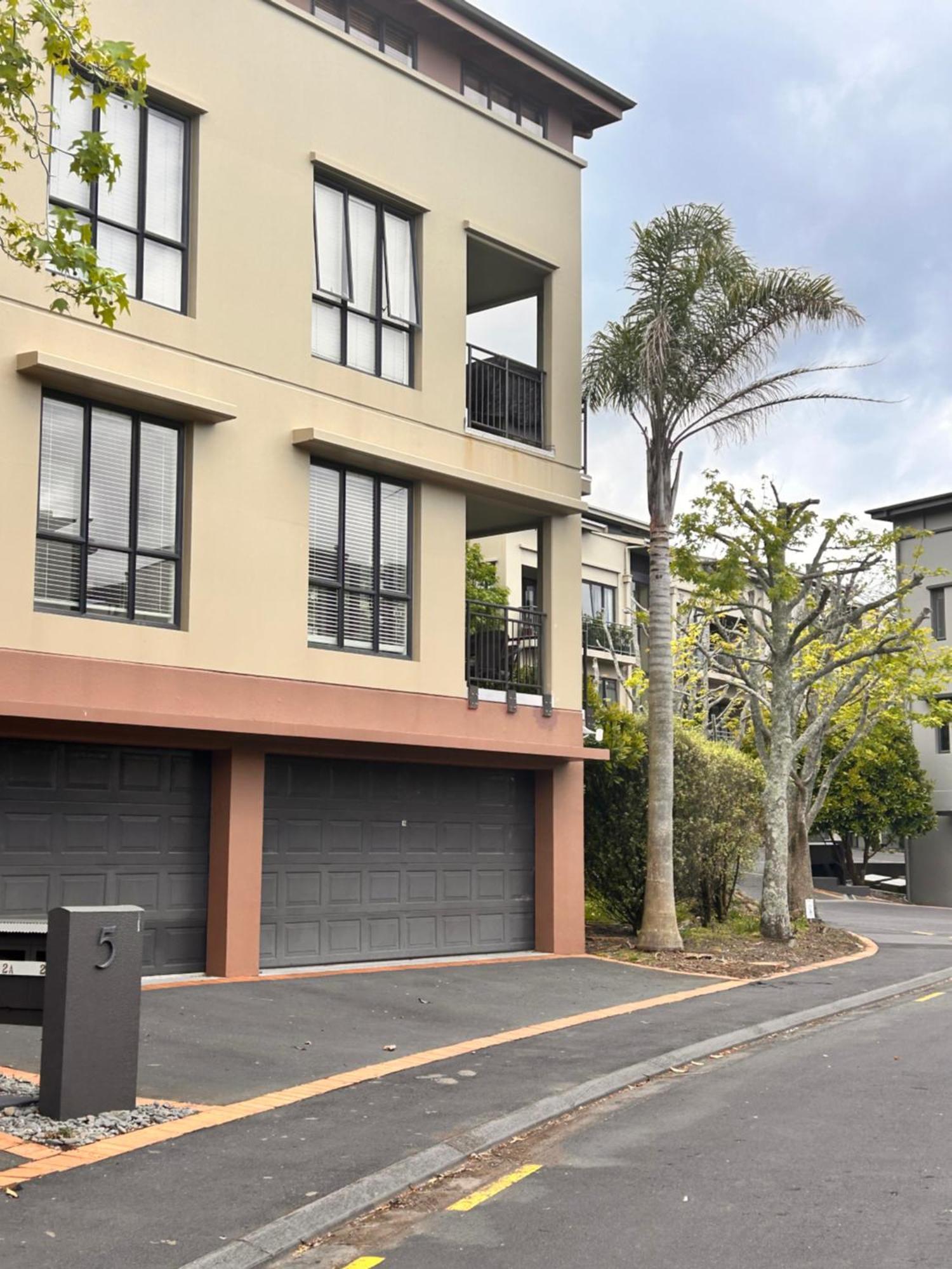Apartment Newmarket Fully Furnished 2 Bedrooms Auckland