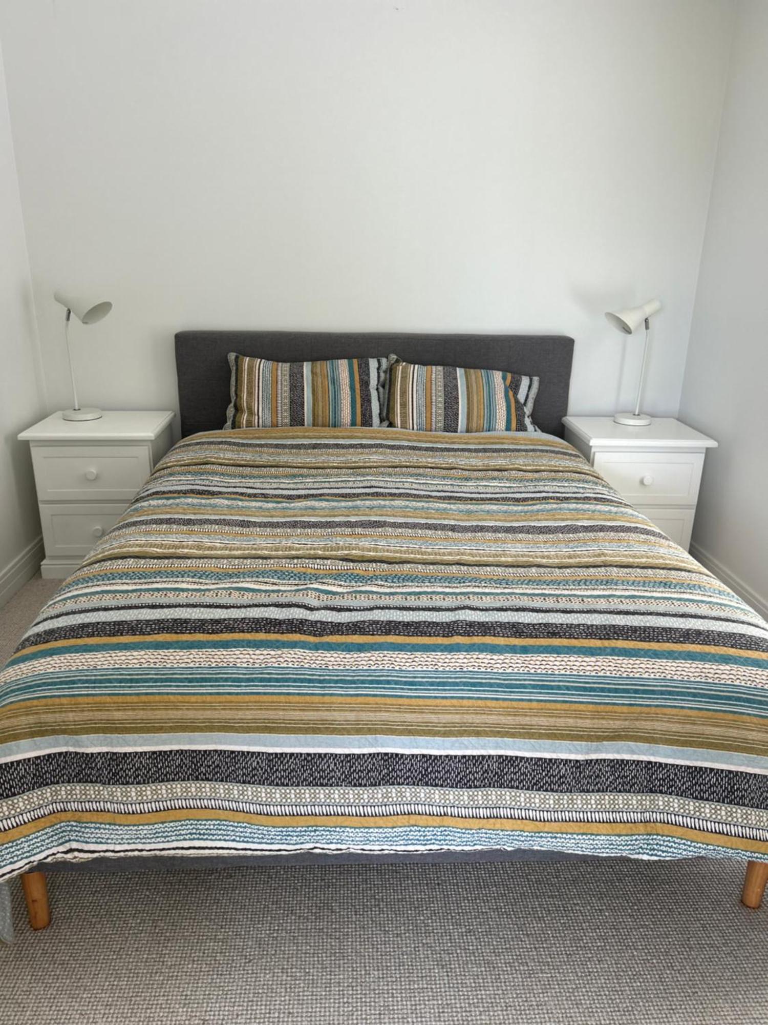 Apartment Newmarket Fully Furnished 2 Bedrooms