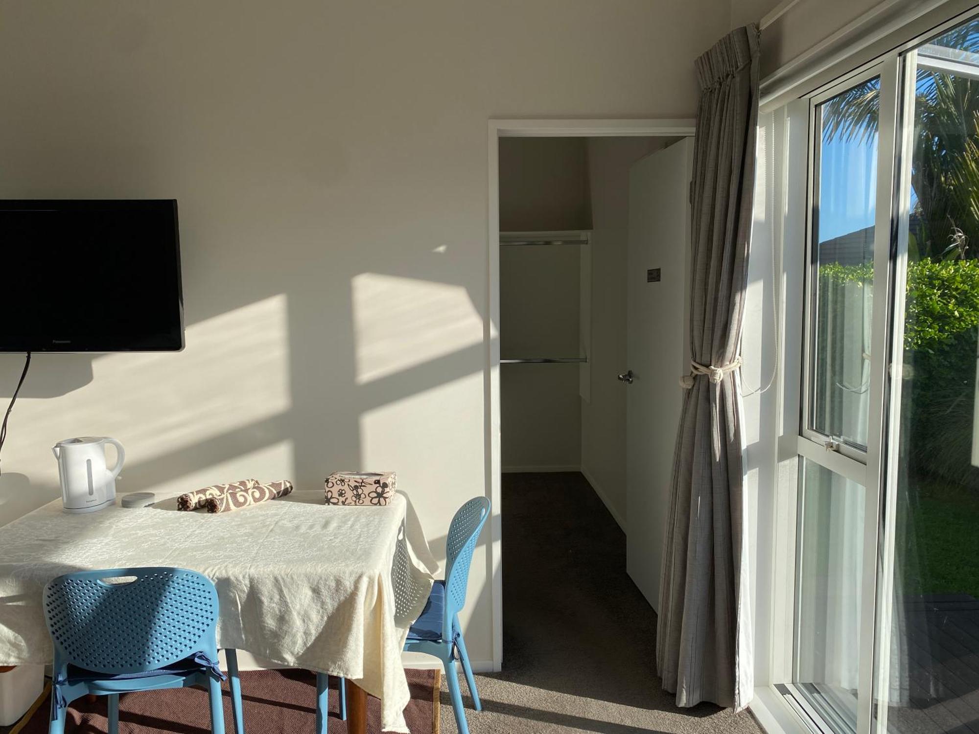 Sunny House *