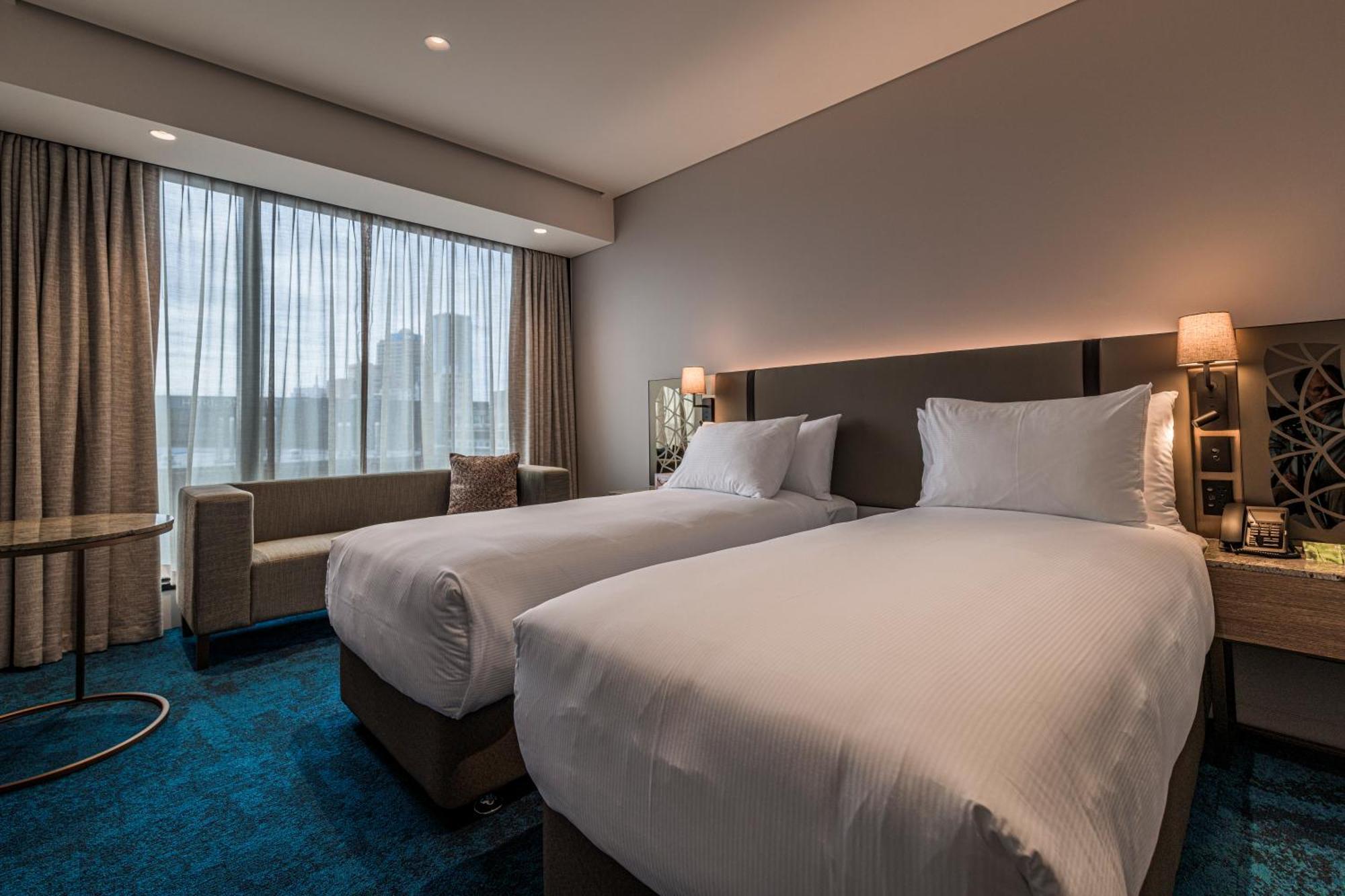 Grand Chancellor Hotel 4*