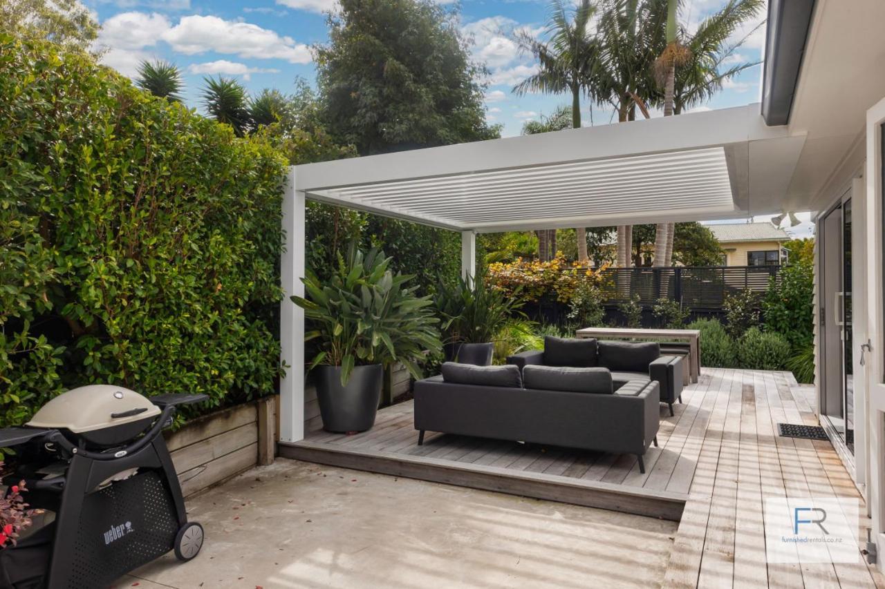 Stylish Northcote Point Holiday home