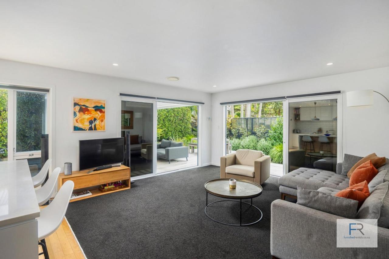Stylish Northcote Point Holiday home *