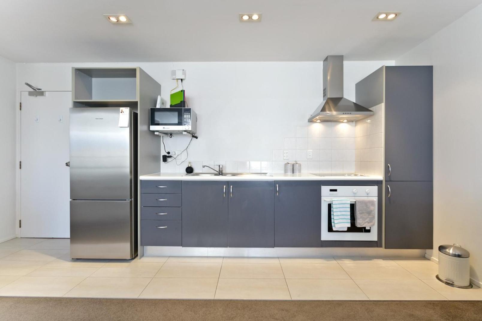 A Way To Get Away In A Tree Mountain Apartment Auckland
