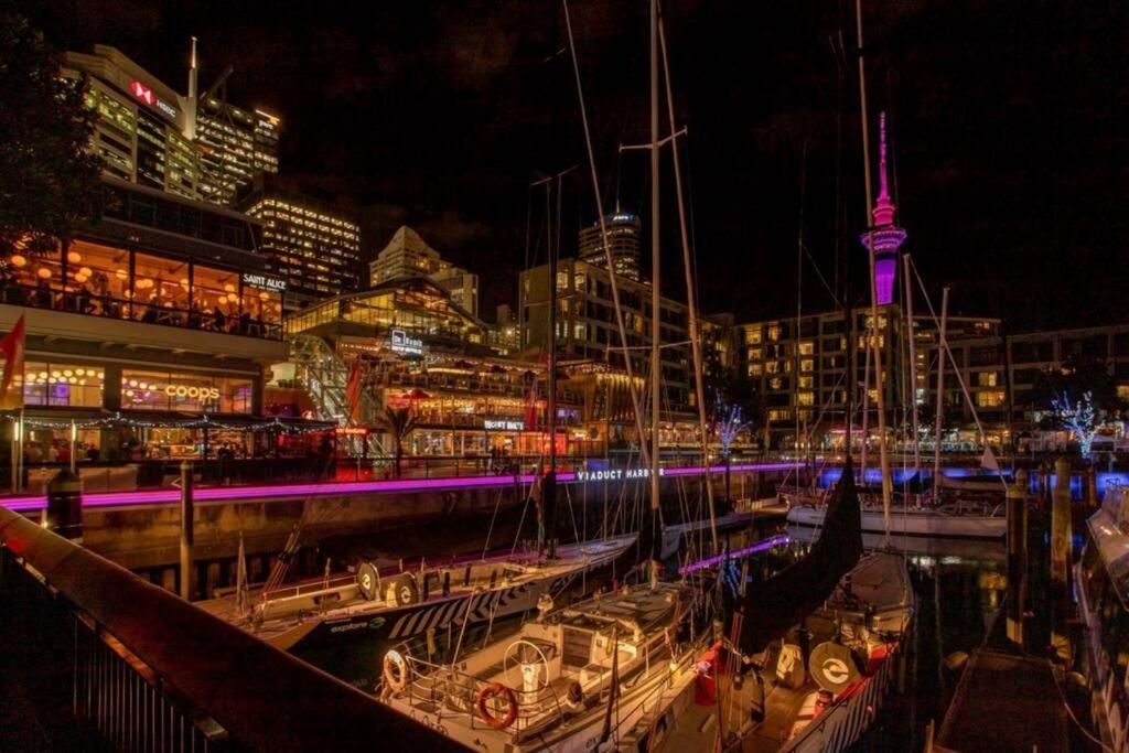 Waterfront Luxury Living - Wynyard Quarter * Auckland
